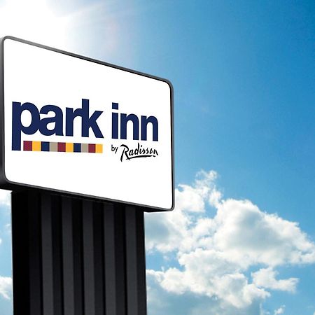 Park Inn By Radisson Уолнат-Крик Экстерьер фото